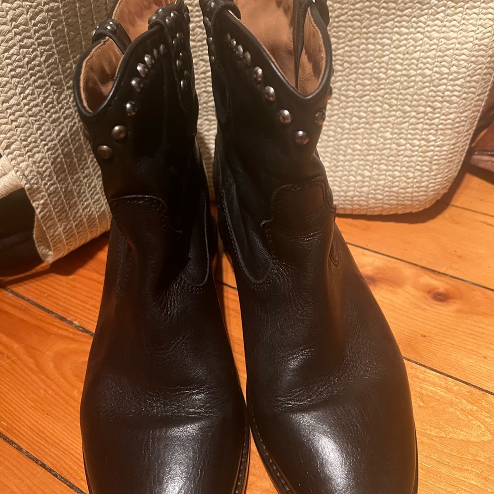 Isabel Marant Booties With Inside Wedge Size 10! - image 2